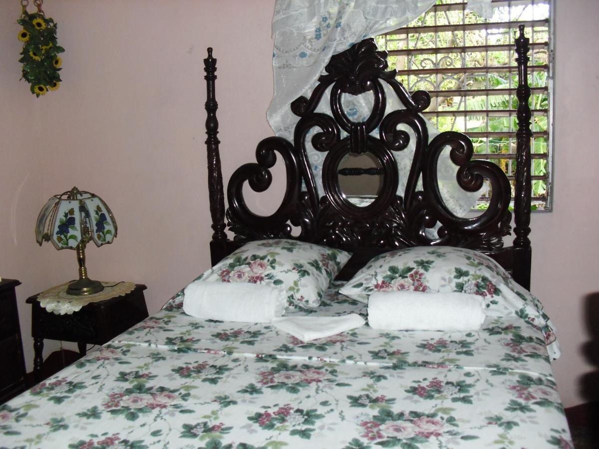 15 Min From The Airport In Kingston Jamaica Apartamento Exterior foto